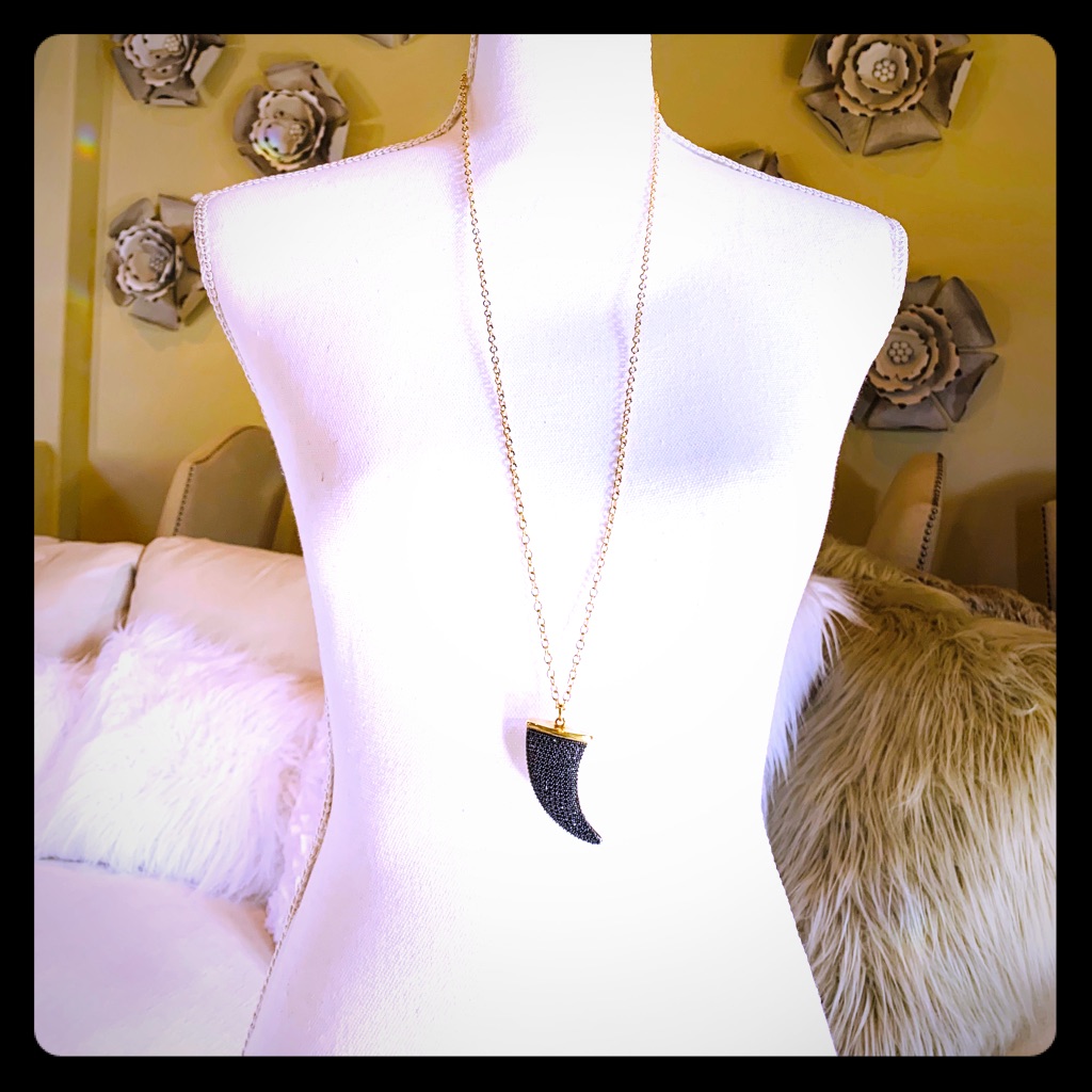 Rarities 9.32ct Zircon And Spinel Horn Necklace